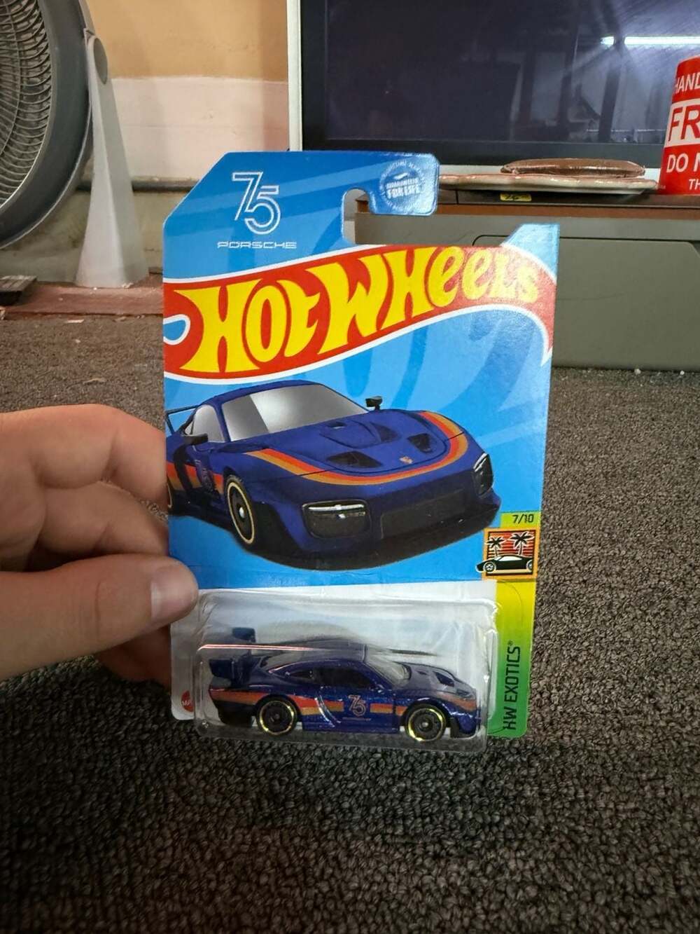 Hot Wheels Porsche 935 HW Exotics 7/10 Blue 75th Anniversary Diecast Car 223/250